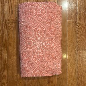 Pottery Barn Queen Duvet, Salmon and Cream